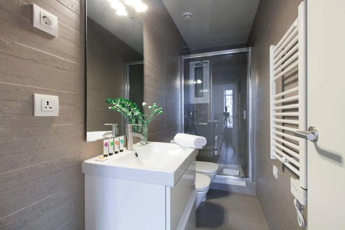 Paseo De Gracia Spacious 4Bd - 4Bth バルセロナ スペイン